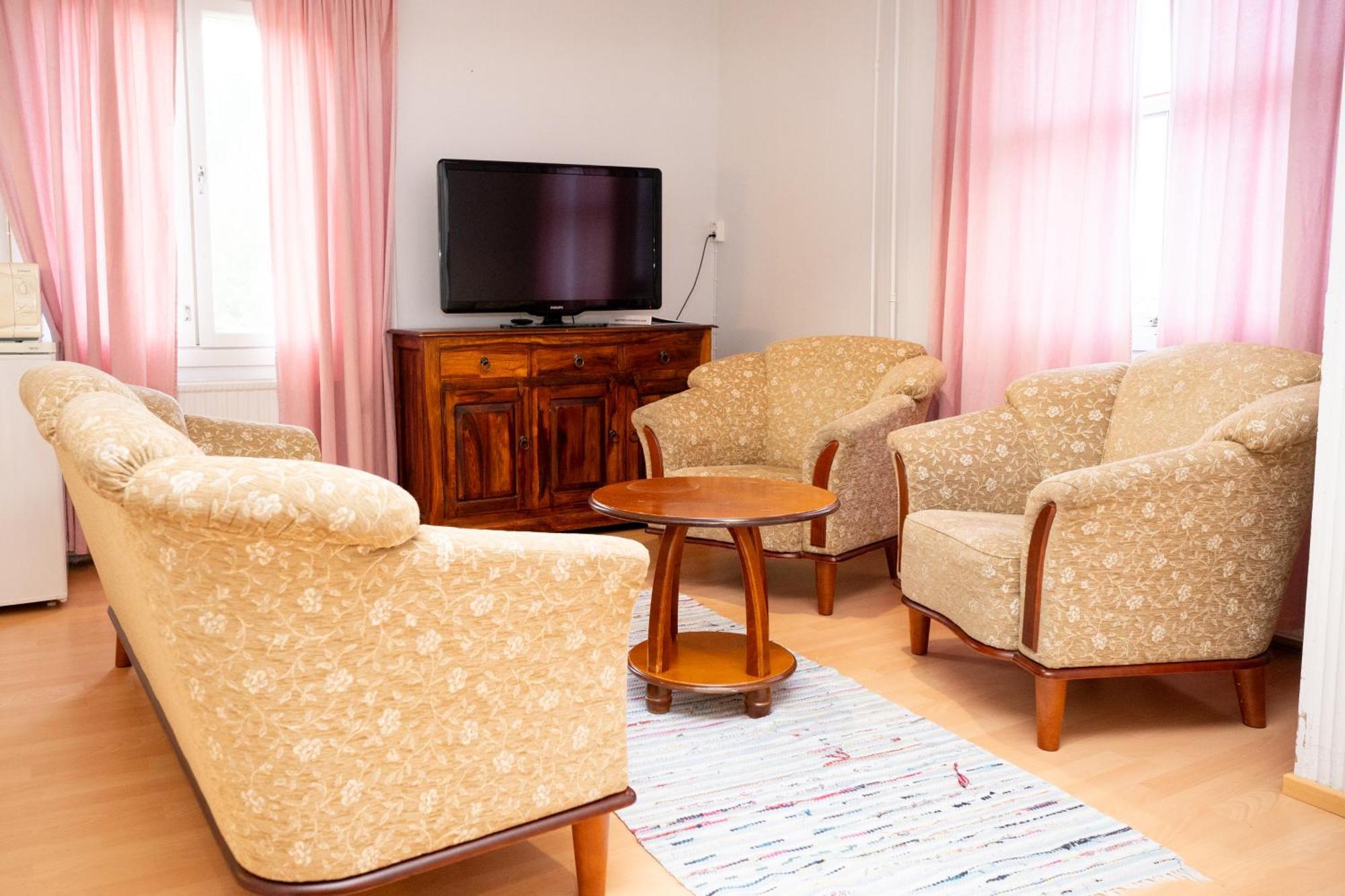 Arctic Guesthouse & Igloos Ranua Bagian luar foto