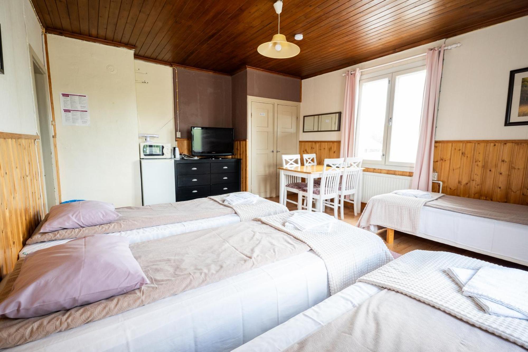 Arctic Guesthouse & Igloos Ranua Bagian luar foto